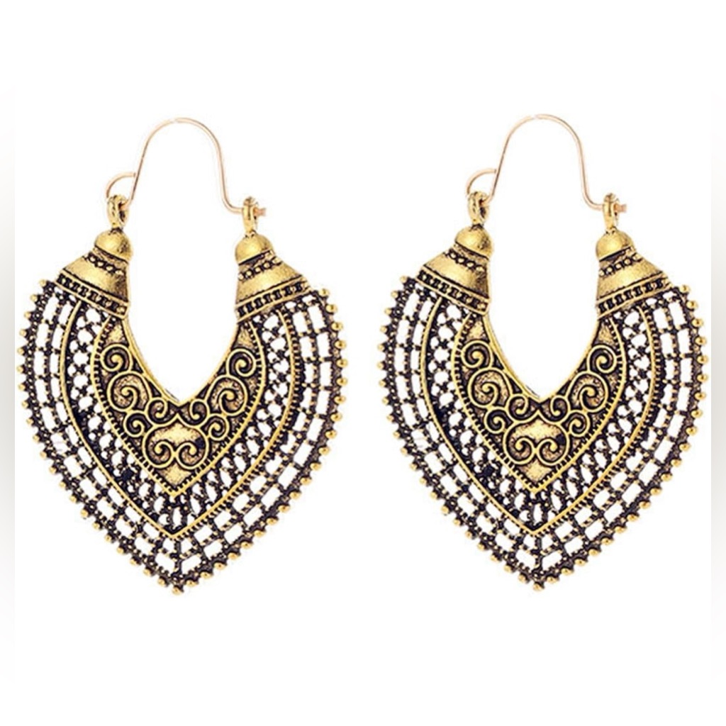 Boho Antiqued Bronze Carved Dangle Drop Earrings, New